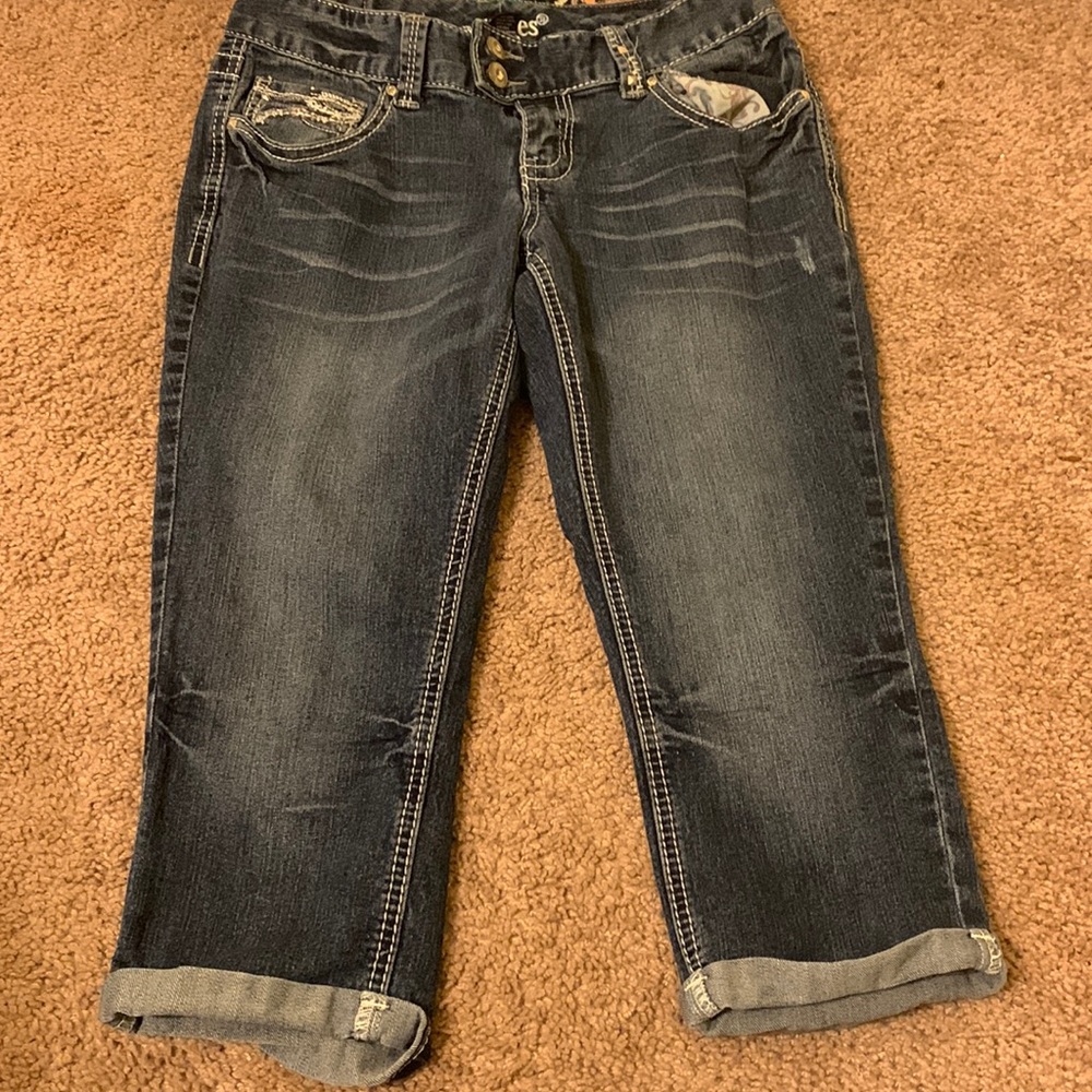 Series capris